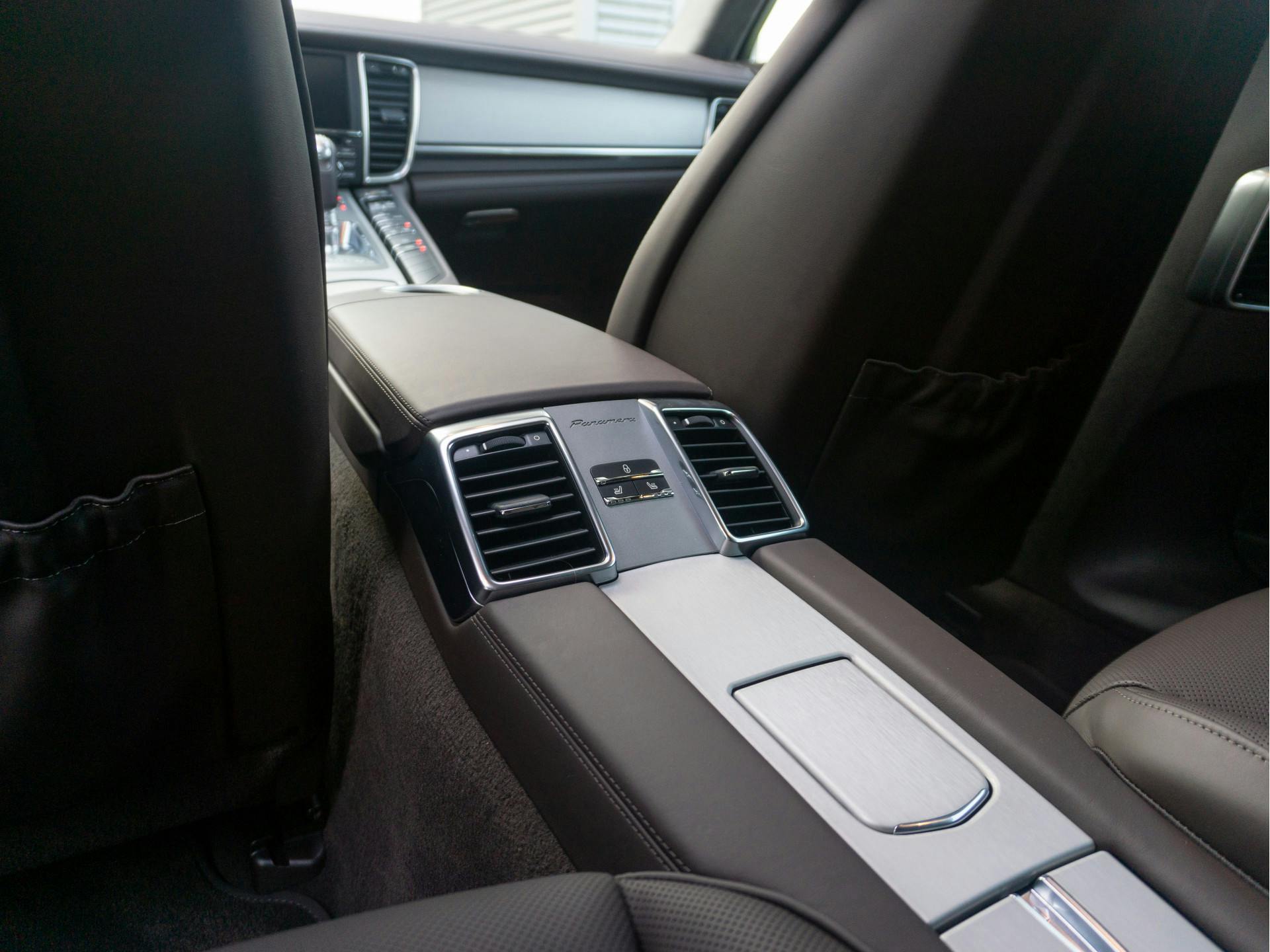 Porsche Panamera 4.8 GTS | BOSE | SCHUIFDAK
